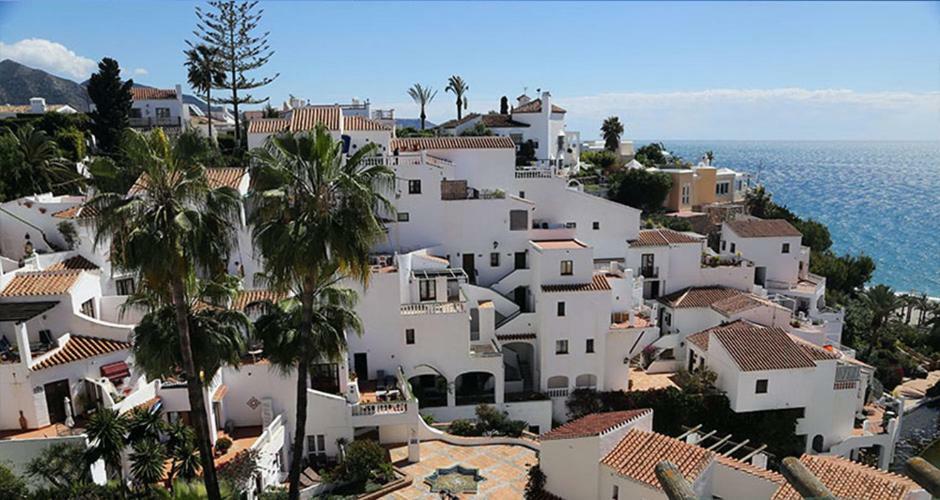 Hotel Bajamar Ancladero Playa 内尔哈 外观 照片