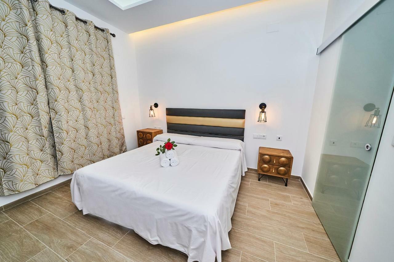 Hotel Bajamar Ancladero Playa 内尔哈 外观 照片